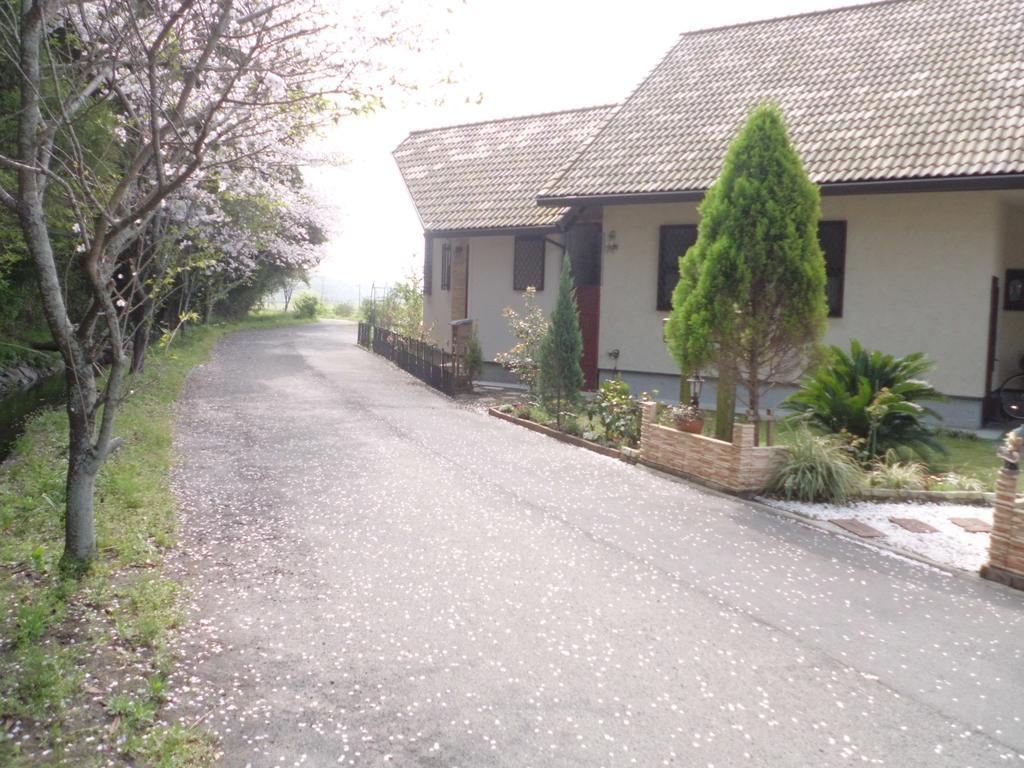 Hotel Minshuku Hoshi No Sumika Shibushi Exterior foto