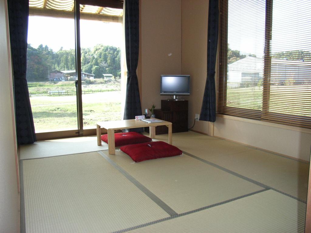 Hotel Minshuku Hoshi No Sumika Shibushi Exterior foto