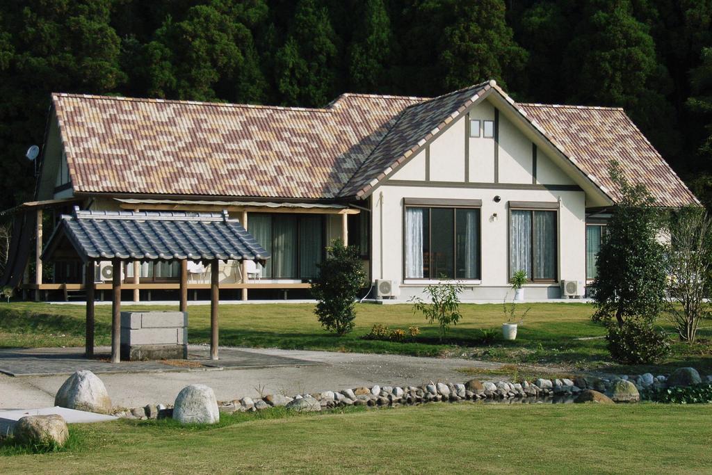 Hotel Minshuku Hoshi No Sumika Shibushi Exterior foto